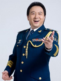 李宏伟 