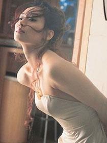 邝美云 Kwong，Cally