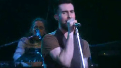Maroon 5 - Makes Me Wonder