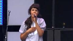 Just Hold Me Earth Hamburg