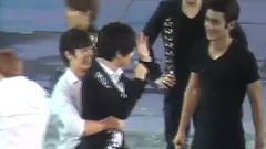 SS4 In Jakarta Yesung 脱衣