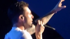 Maroon 5 - One More Night