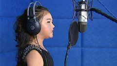 Adele,模仿翻唱 - Rolling In The Deep