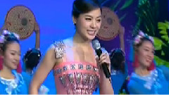 渔家姑娘在海边