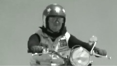 Green Day - Kill The DJ 中英字幕版