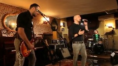 Trupa Zero - So Far Away