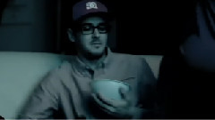 Nelkuled Annyira Mas