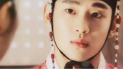 拥抱太阳的月亮