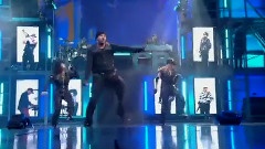 Chris Brown On Tour 3