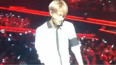 Play Boy - EXO台北二巡演唱会 主-金钟仁 饭拍版 15/06/13