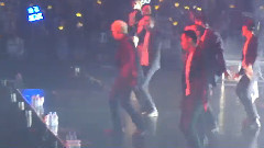 胜利(Bigbang) - 胜利Strongbaby跳舞