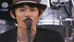 8823 MEET THE WORLD BEAT