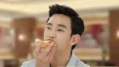 金秀贤必胜客4 in 1 TVC