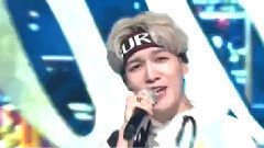 在汉江上玩 - Show Champion 现场版 15/08/12