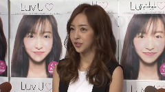 板野友美登场出道十周年纪念写真书发售活动(2)