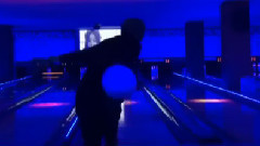 seoulandme INS更新灿烈相关视频一则 Bowling bowling
