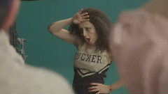 Famous (Official Behind the Scenes­)