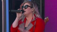 Kelly Clarkson Live At Jimmy Kimmel 2015