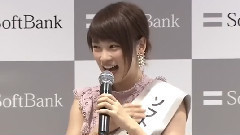 川栄李奈登场软银iPhone6s,6s Plus 发布倒数活动:想成为像iPhone一样