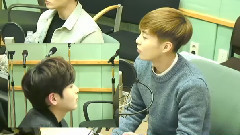 Kiss The Radio Xiumin & Chen Cut