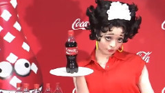 きゃりー,入浴中のセクシー姿 ベティちゃん に変身