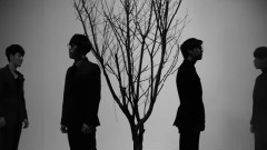 上榜单曲 Hiding My Heart