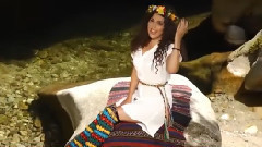 Лиляно, моме