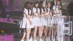 MMA GFRIEND上台领奖