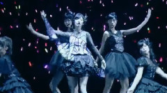 飛べないアゲハチョウ