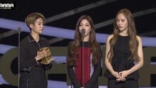 f(x)获2015MAMA亚洲音乐盛典最佳最受欢迎女子组合奖