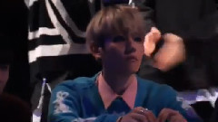 伯贤观看BANG BANG BANG反应