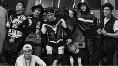 MONSTA X - Kiss The Radio