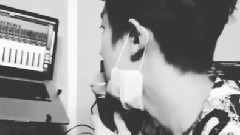 灿烈INS更新视频一则:真的看起来一点都无所谓