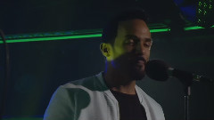 When The Bassline Drops'