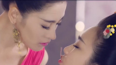 每天回家都会看到我老婆在开后宫