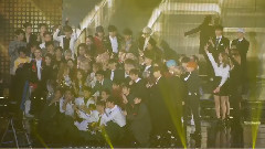 全体拍摄纪念照