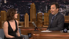 Lucy Hale访谈节目片段