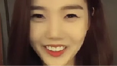 OH MY GIRL - 崔孝定(HyoJung)迎新自拍