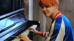 朴智旻JIMIN钢琴弹奏太阳的wedding dress