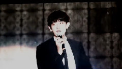 朴灿烈Talk 差点摔下台尴尬笑!