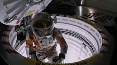 电影<火星救援>片段2:风暴来袭