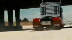 电影<变形金刚>精彩片段7