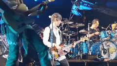 裸足のまんまで