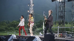 明日へ向かって