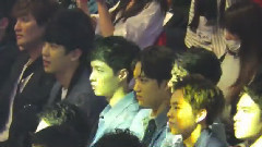 台下观看华晨宇 我管你 表演