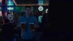 电影<应许之地>精彩片段2