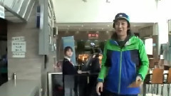 长颈鹿试图使老虎任务失败