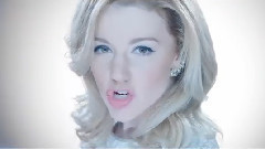 Трава у дома