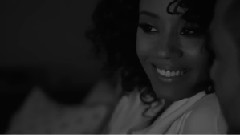 Μαζί και Μακριά