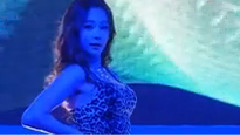 紧身裤歌舞现场表演2